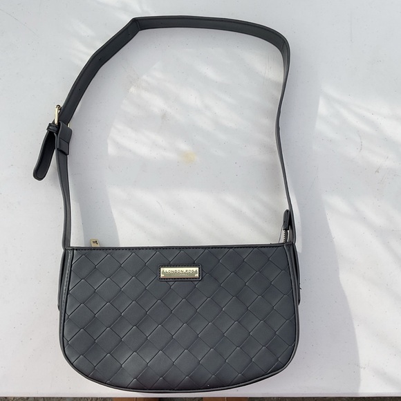 London Fog Handbags - London Fog Gray Quilted Shoulder Bag